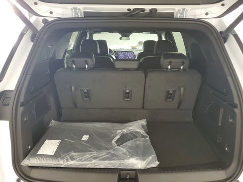 New 2026 Chevrolet Traverse LT w/ Sun and Wheel Package image 34
