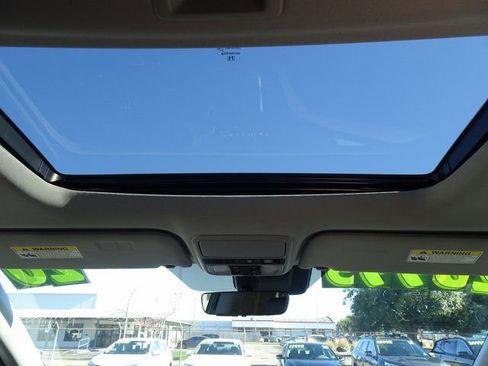 Used 2020 Honda Odyssey Elite image 23