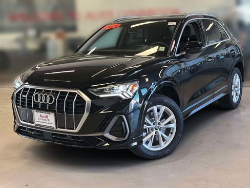 Used 2025 Audi Q3 2.0T Premium w/ Convenience Package AWD/4WD image 2