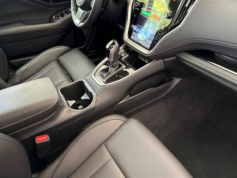Certified 2025 Subaru Outback Limited AWD/4WD image 17