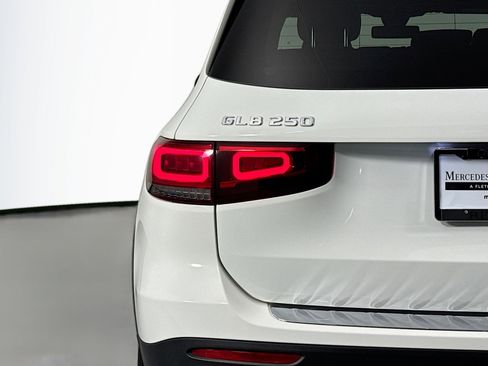 Certified 2023 Mercedes-Benz GLB 250 image 15