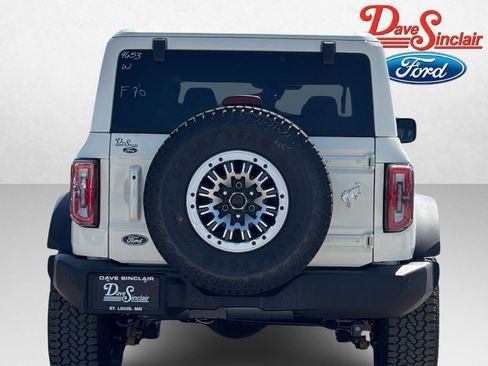New 2026 Ford Bronco Outer Banks AWD/4WD image 8