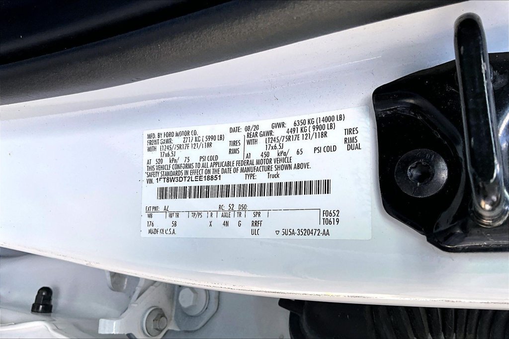Used 2020 Ford F350 Lariat w/ Lariat Ultimate Package AWD/4WD image 26