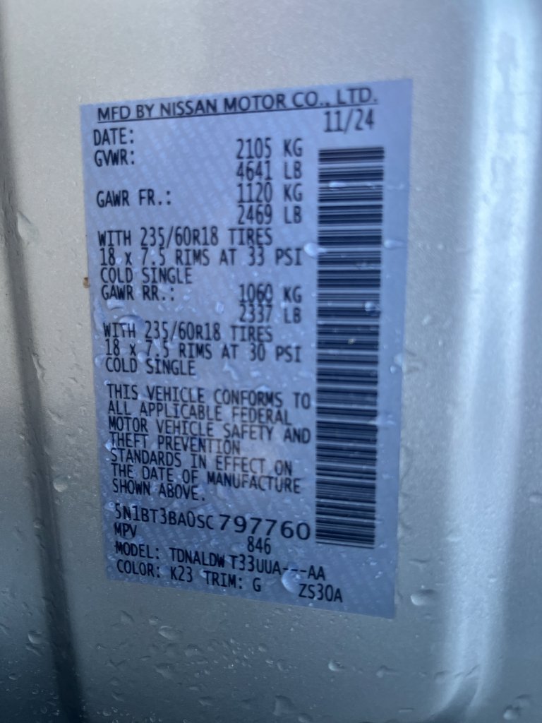 Used 2025 Nissan Rogue SV FWD image 29