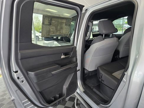 Used 2024 Toyota Tacoma TRD Off-Road AWD/4WD image 39