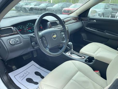 Used 2014 Chevrolet Impala LTZ FWD image 10