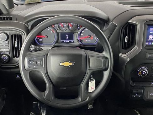 Certified 2022 Chevrolet Silverado 2500 Custom w/ Custom Value Package AWD/4WD image 16