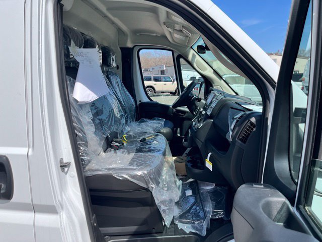 New 2026 RAM ProMaster 2500 w/ Convenience Group FWD image 19