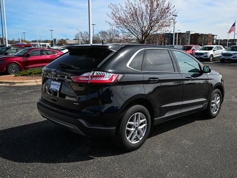 Certified 2024 Ford Edge SEL w/ Convenience Package image 5