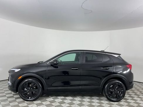 Used 2025 Buick Encore GX Preferred FWD image 8