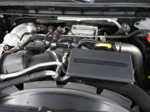 Used 2023 Chevrolet Silverado 2500 LTZ AWD/4WD image 19