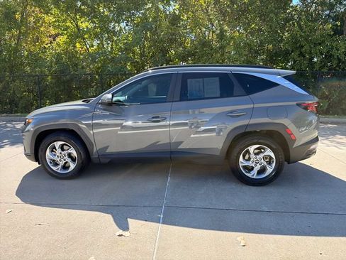 Used 2024 Hyundai Tucson SEL FWD image 2