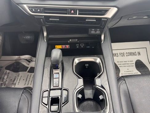 Used 2024 Lexus RX 350 350h Premium Plus image 17