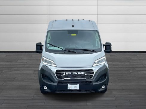 New 2025 RAM ProMaster 2500 w/ Quick Order Package 22G SLT image 8