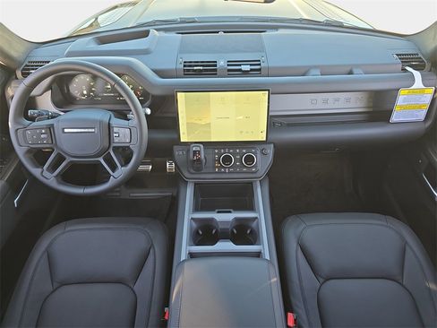 New 2026 Land Rover Defender 130 V8 image 9