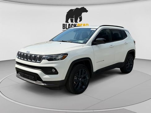 New 2026 Jeep Compass Latitude AWD/4WD image 7