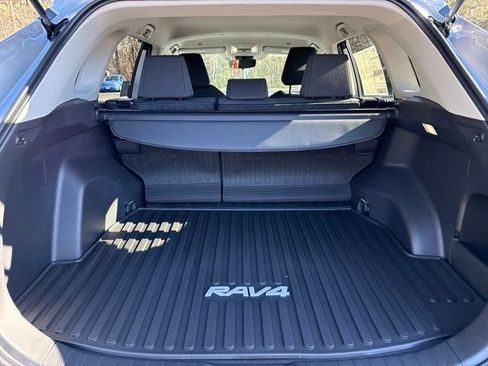 New 2025 Toyota RAV4 LE image 28