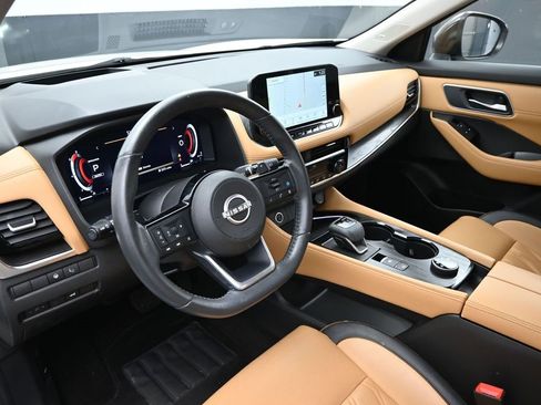 Used 2023 Nissan Rogue Platinum w/ Platinum Premium Package image 18