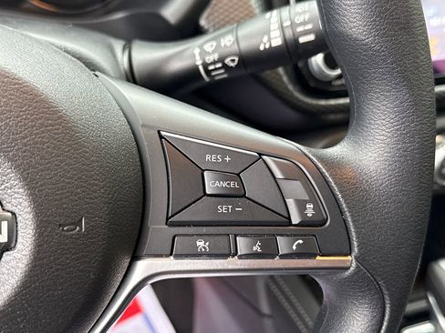 Used 2024 Nissan Kicks SV w/ Interior Electronics Package FWD image 31