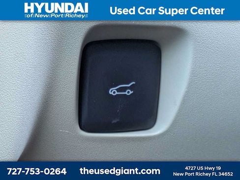 Used 2014 Ford Fusion SE FWD image 26