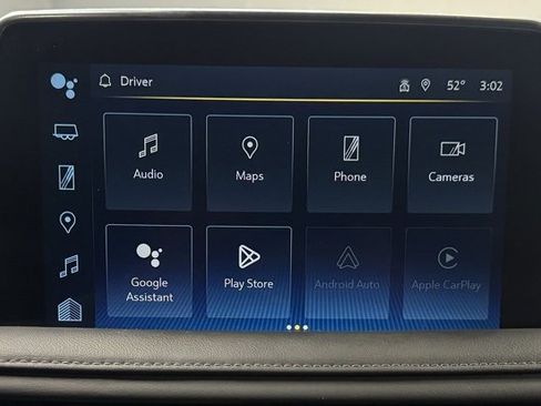 Used 2023 Chevrolet Suburban Z71 w/ Luxury Package image 19