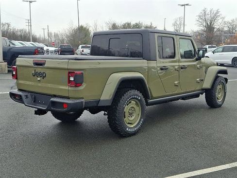 New 2026 Jeep Gladiator Sport image 4