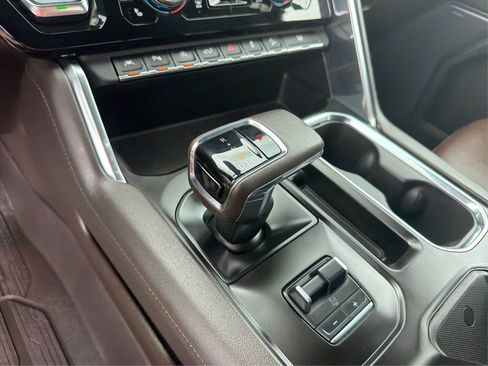 Used 2023 GMC Sierra 1500 Denali w/ Denali Reserve Package AWD/4WD image 40