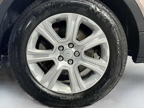 Used 2016 Land Rover Range Rover Evoque SE Premium AWD/4WD image 34