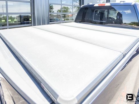 Used 2022 Ford F250 Lariat w/ Lariat Value Package AWD/4WD image 13