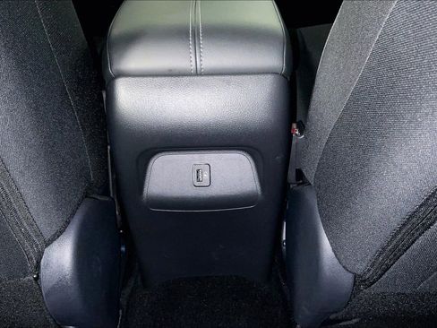 Used 2025 Nissan Sentra SV w/ All-Weather Package image 33