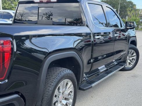 Used 2020 GMC Sierra 1500 Denali w/ Technology Package AWD/4WD image 8