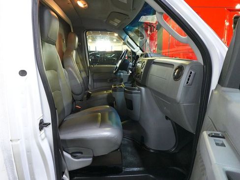Used 2019 Ford E-350 and Econoline 350 Super Duty w/ Power Windows & Locks Group RWD image 17