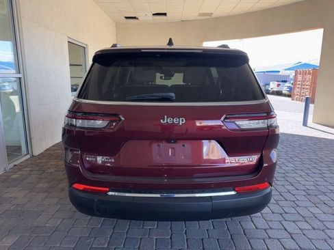 Used 2021 Jeep Grand Cherokee L Limited w/ Trailer Tow Package AWD/4WD image 3