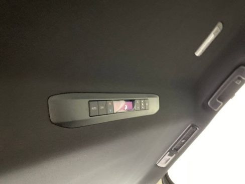 New 2026 Toyota Sienna Limited image 32