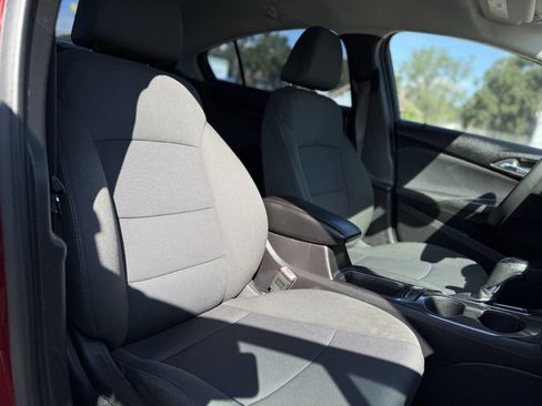 Used 2017 Chevrolet Cruze LT w/ Convenience Package image 25