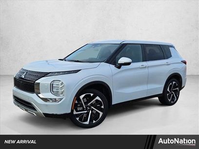Used 2024 Mitsubishi Outlander SE