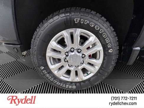 Used 2020 GMC Sierra 3500 AT4 w/ AT4 Premium Package image 9