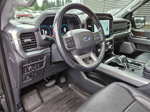 Used 2022 Ford F150 Lariat w/ Equipment Group 502A High image 19