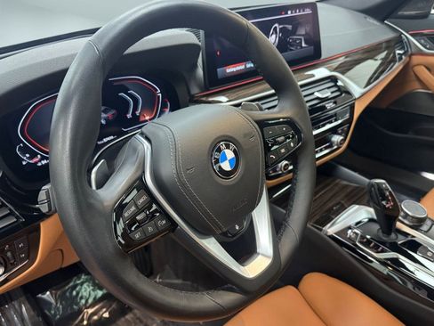 Certified 2023 BMW 540i xDrive w/ Premium Package image 17