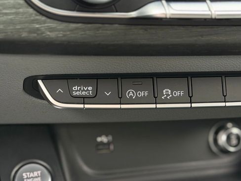 Used 2018 Audi A4 2.0T Premium w/ Convenience Package image 16