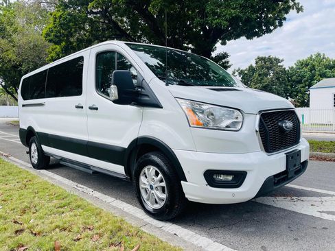 Used 2021 Ford Transit 350 XLT image 7