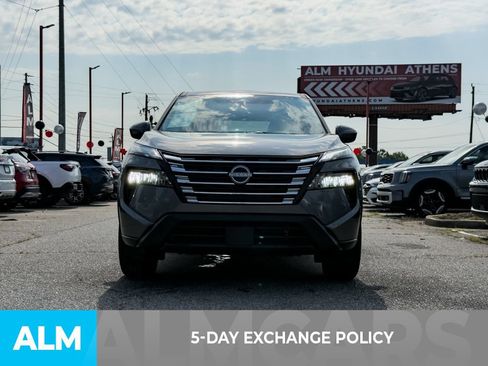 Used 2025 Nissan Rogue SV FWD image 3