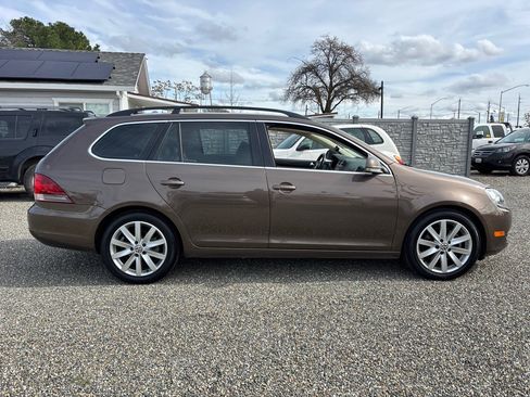 Used 2012 Volkswagen Jetta TDI FWD image 17