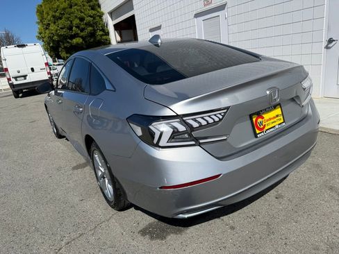 Used 2019 Honda Accord LX image 4