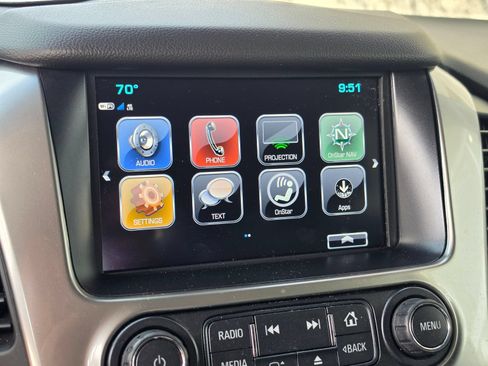 Used 2018 Chevrolet Tahoe LT w/ Luxury Package AWD/4WD image 17