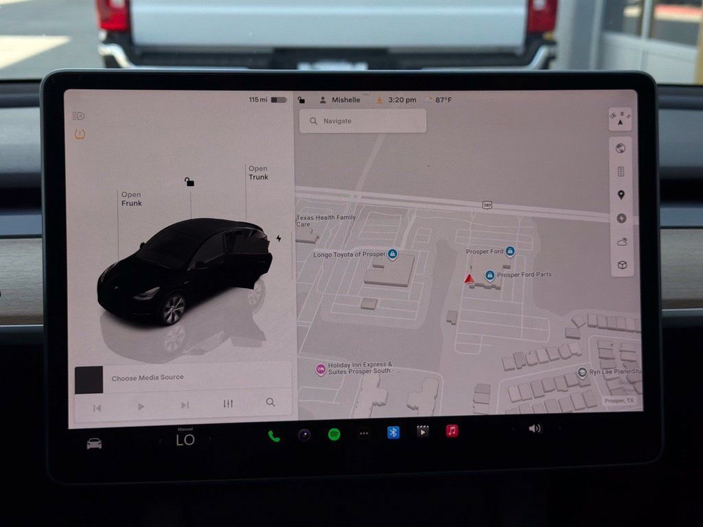 Used 2023 Tesla Model Y Long Range AWD/4WD image 13