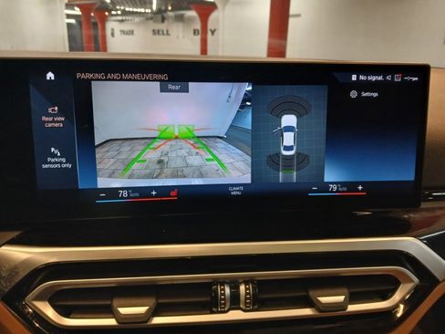 Used 2023 BMW 330i xDrive 330i xDrive w/ Driving Assistance Package image 34