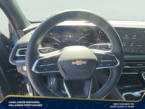New 2026 Chevrolet Traverse LT w/ Driver Confidence Package FWD image 16