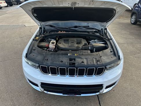 Used 2021 Jeep Grand Cherokee L Limited image 26