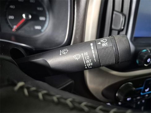 Used 2018 GMC Canyon Denali image 24